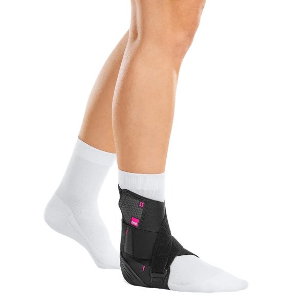 medi® Ankle RTS® Sprunggelenkorthese 1 medi® Ankle RTS® Sprunggelenkorthese