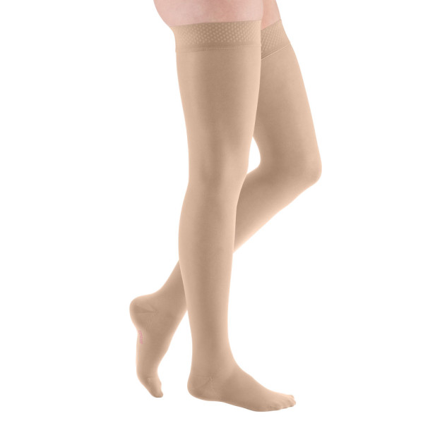 mediven elegance CCL1 AG Schenkelstrümpfe kurz (62-71 cm) Flächenhaftband Rose 1 mediven elegance CCL1 AG Schenkelstrümpfe kurz (62-71 cm) Flächenhaftband Rose