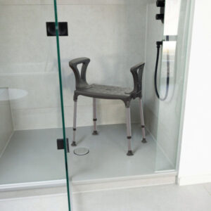 Russka laguna Duschhocker mit Armlehnen