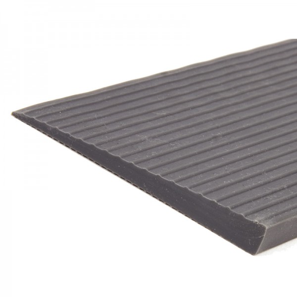 Mobilex Vollgummirampe ohne Klebstoff 1 Mobilex Vollgummirampe ohne Klebstoff